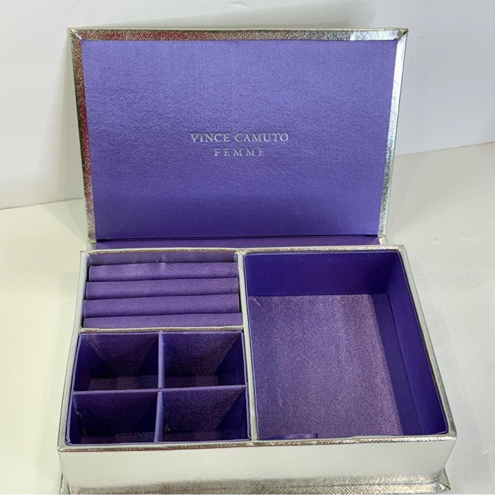 🆕 Vince Camuto Jewelry Box Silver Metallic Purple Satin Organizer Case